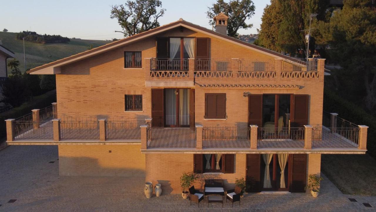 Le Terrazze Apartment Recanati Luaran gambar